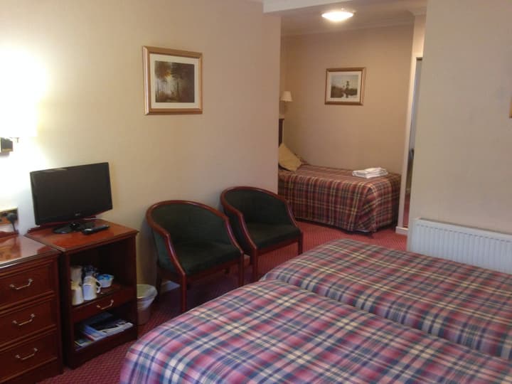 Alexandra Hotel