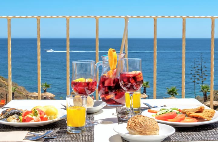 Auramar Beach Resort