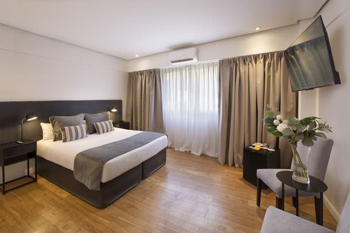 Waldorf Hotel