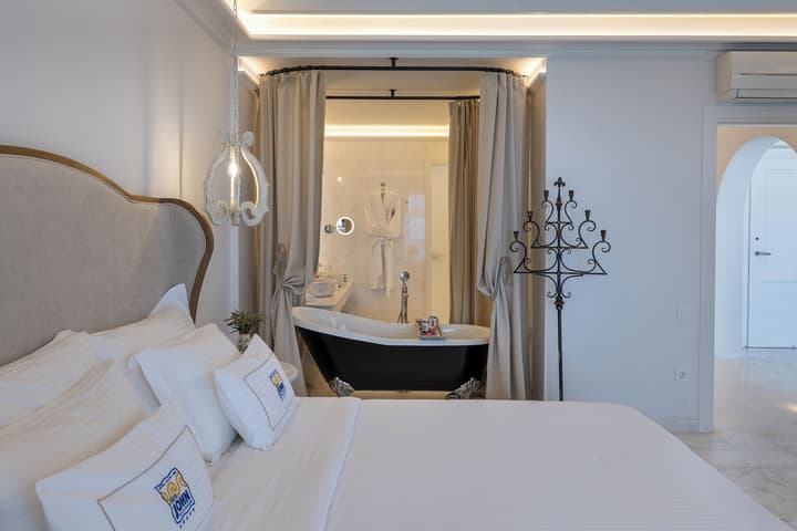 Saint John Hotel Villas & Spa
