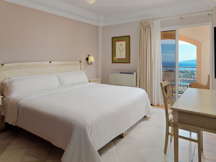 Hotel Las Aguilas Tenerife, Affiliated by Melia