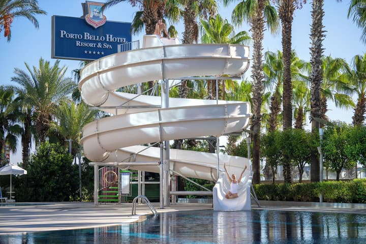 Porto Bello Hotel Resort & Spa