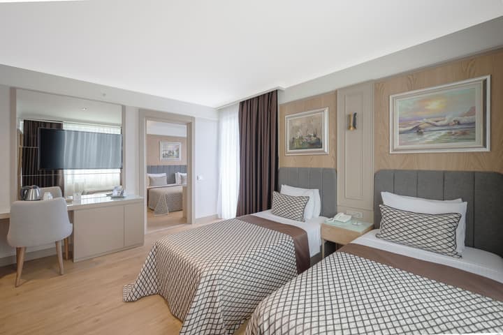 Porto Bello Hotel Resort & Spa