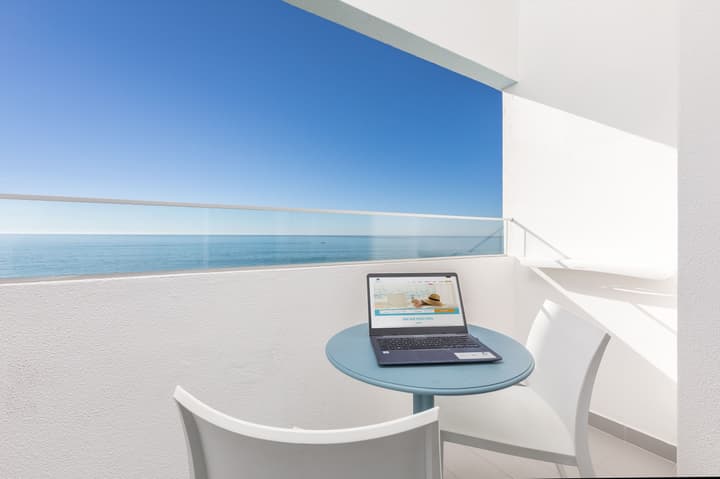 Dom Jose Beach Hotel