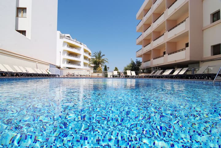 Invisa Hotel La Cala