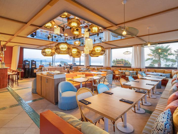 Mercure Villeneuve Loubet Plage