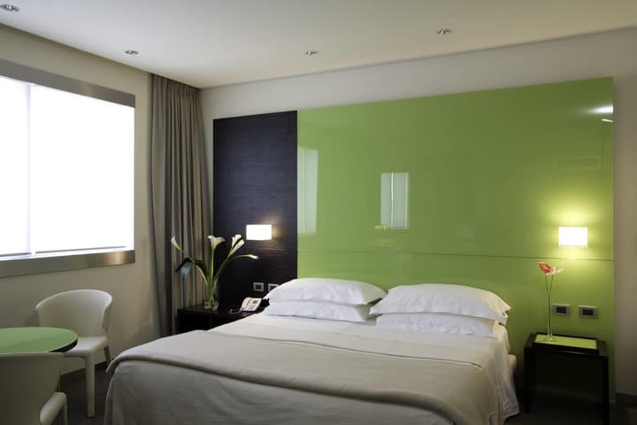 UNA HOTELS T Hotel Cagliari