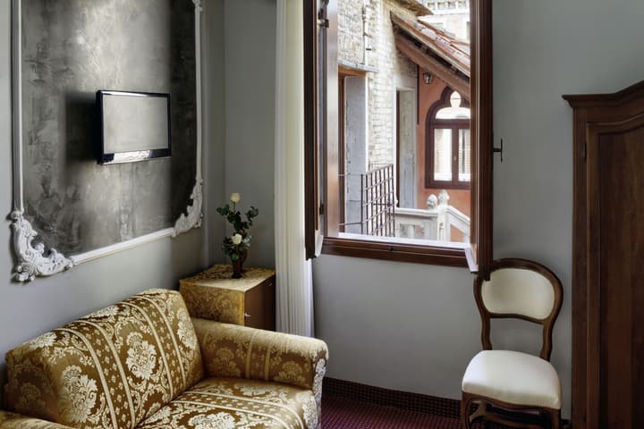 Hotel Pausania