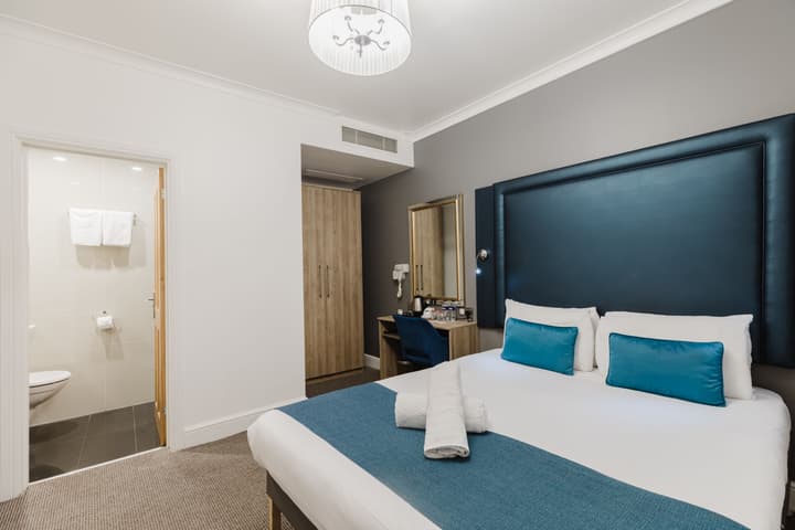 The Porchester Hotel