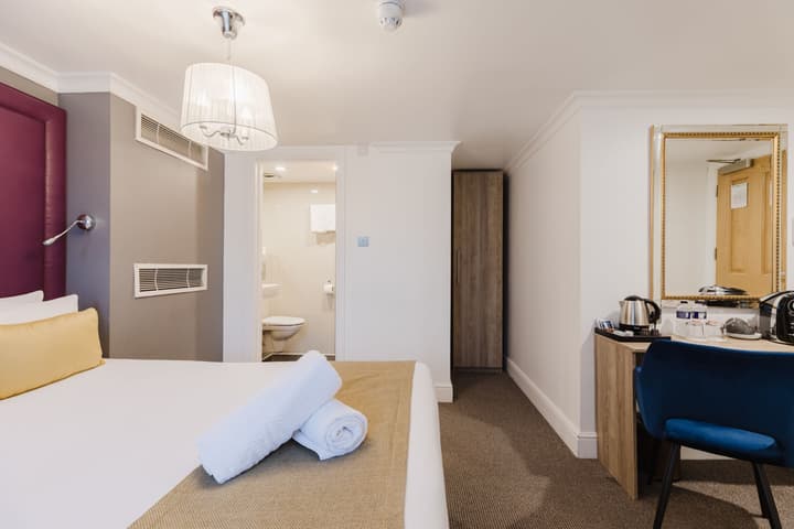 The Porchester Hotel