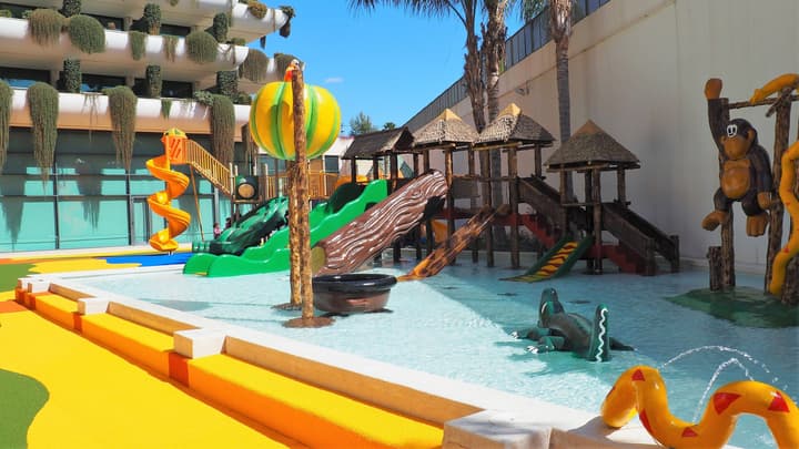 Hotel Deloix Aqua Center
