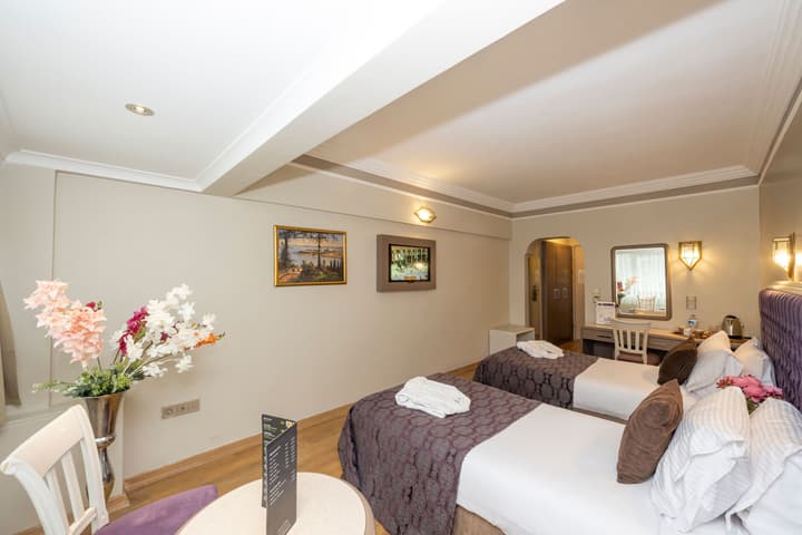 Grand Anka Hotel