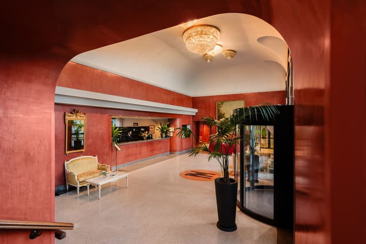 Palace Hotel