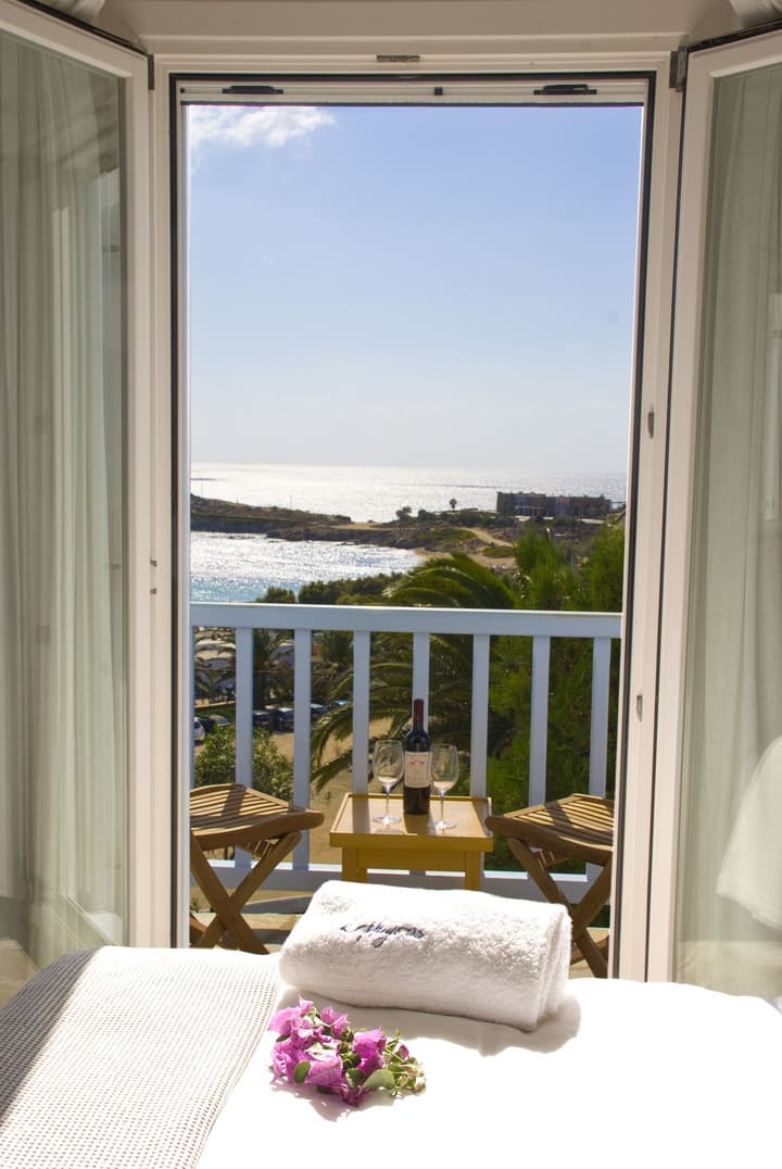 Zephyros Hotel
