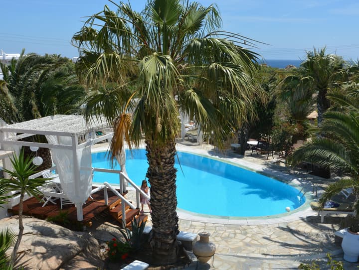Zephyros Hotel