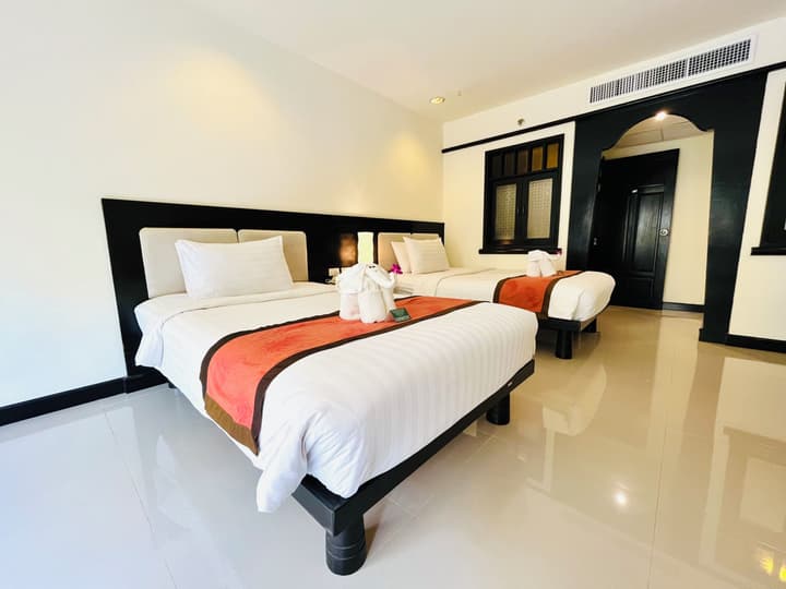 Woraburi Phuket Resort & Spa