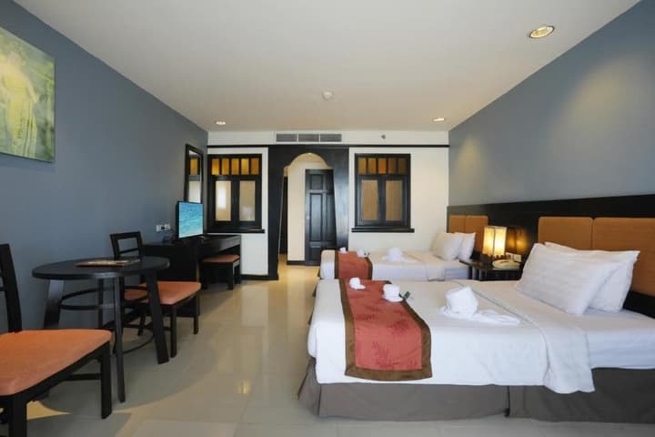 Woraburi Phuket Resort & Spa