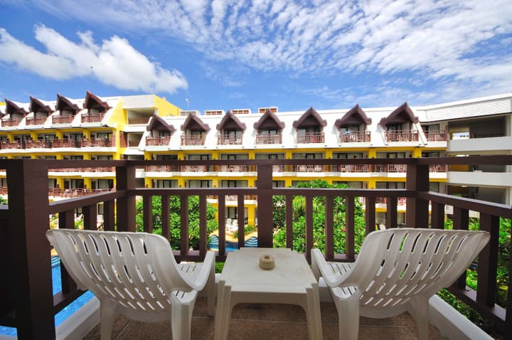 Woraburi Phuket Resort & Spa
