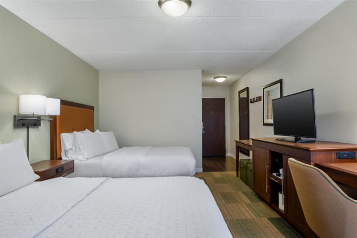 Hampton Inn & Suites Albany-Downtown
