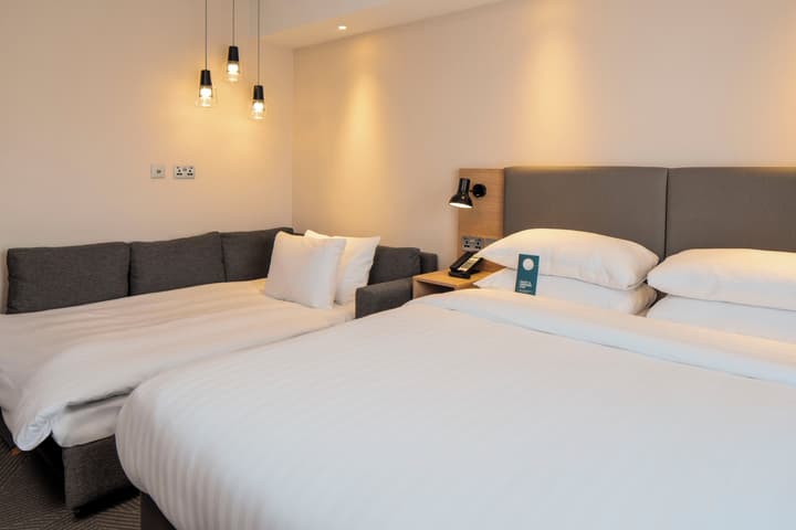 Holiday Inn London Brentford Lock by IHG