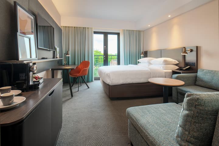 Holiday Inn London Brentford Lock by IHG