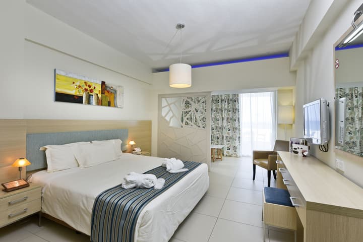 Pernera Beach Hotel