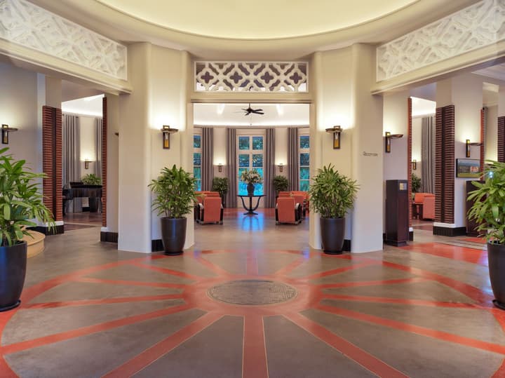 Azerai La Residence Hue