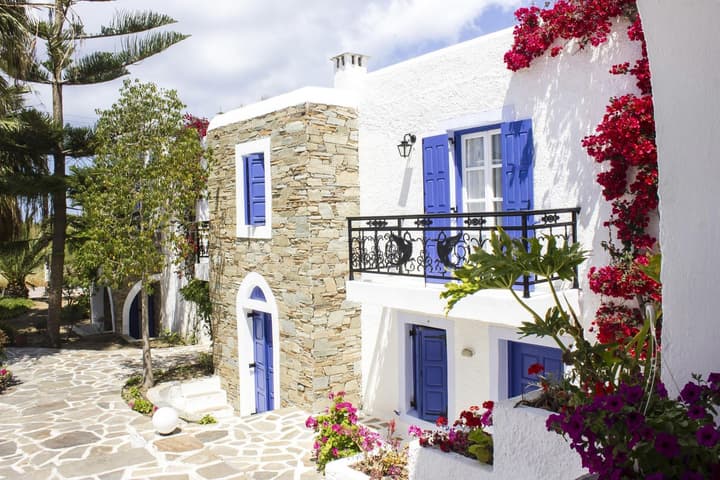 Naxos Holidays