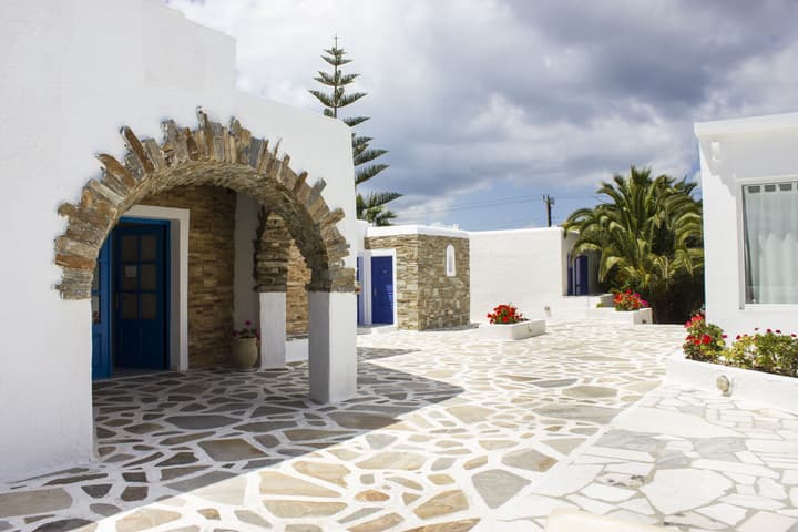 Naxos Holidays