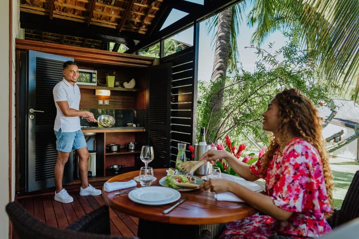 Iloha Seaview Hotel
