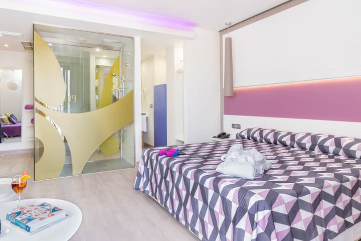 The Purple Hotel by Ibiza Feeling - Adults only