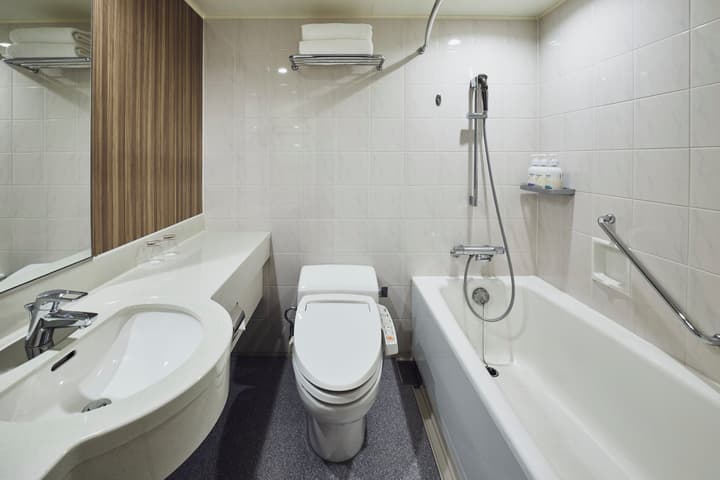 Holiday Inn Kyoto Gojo by IHG