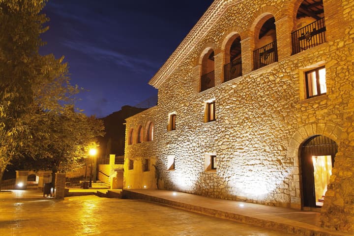La Figuerola Hotel & Restaurant