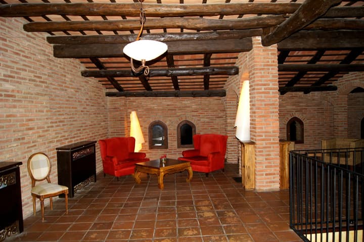 La Figuerola Hotel & Restaurant