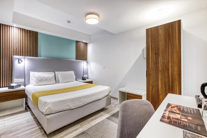Solana Hotel & Spa