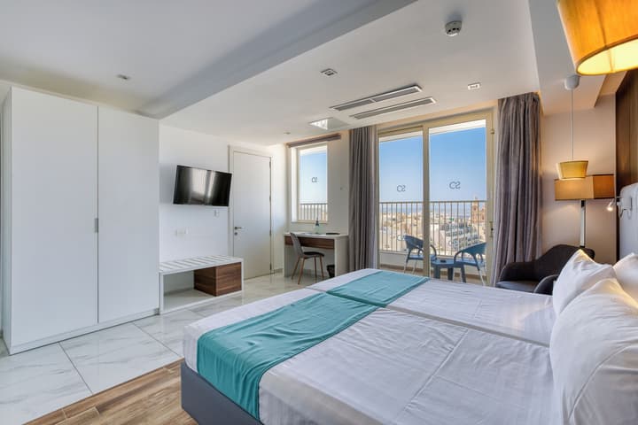 Solana Hotel & Spa