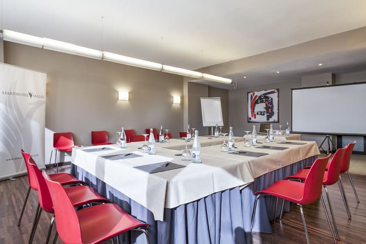 Aparthotel Attica21 Vallés