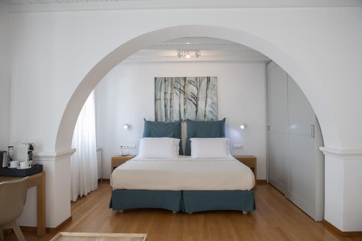 Elena Hotel