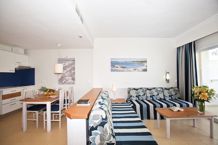 Aparthotel Isla de Cabrera