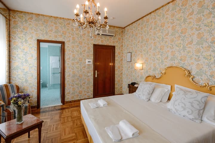 Hotel Continental