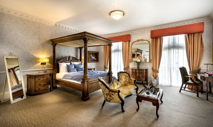 Grand Royale Hyde Park