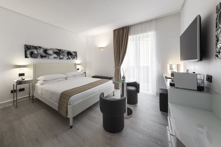 LHP Napoli Palace & spa