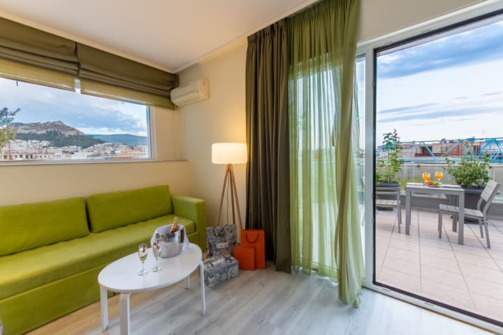 Polis Grand Hotel