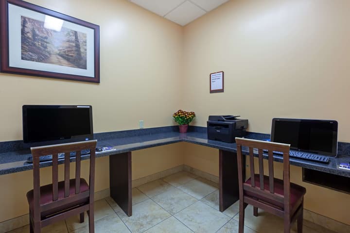 Best Western Plus Muskoka Inn