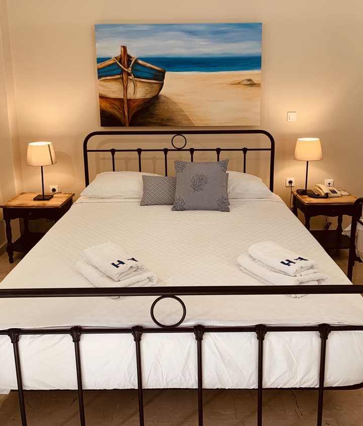 The Boathouse Hotel