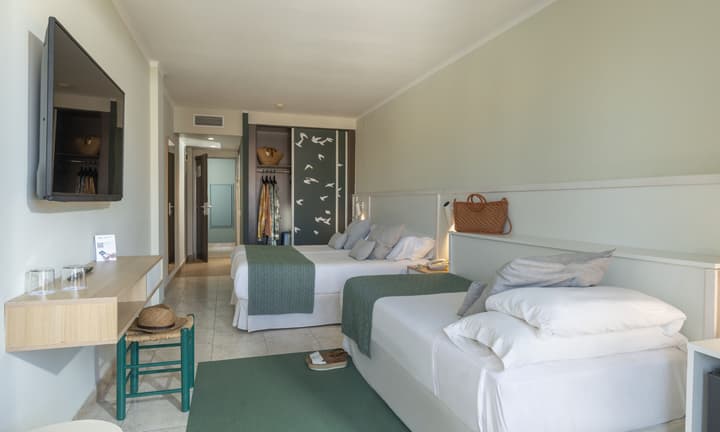 AQUA Hotel Bertran Park - Adults Recommended