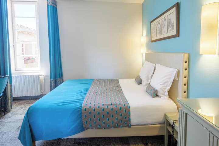 Hotel du Pont Vieux, au pied de la Cité Médiévale