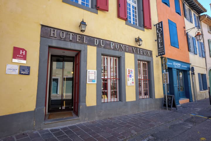 Hotel du Pont Vieux, au pied de la Cité Médiévale