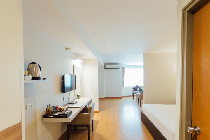Seasons Siam Hotel