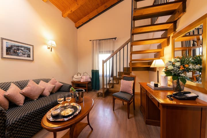 Hotel Venice Resort Airport